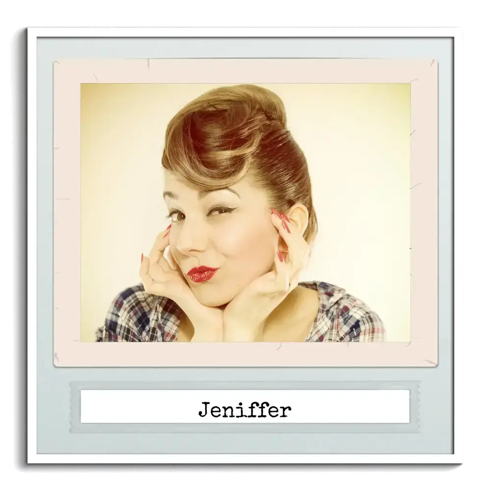 Vintage fotoposter met portret, verouderde fotorand en eigen naam in een witte lijst