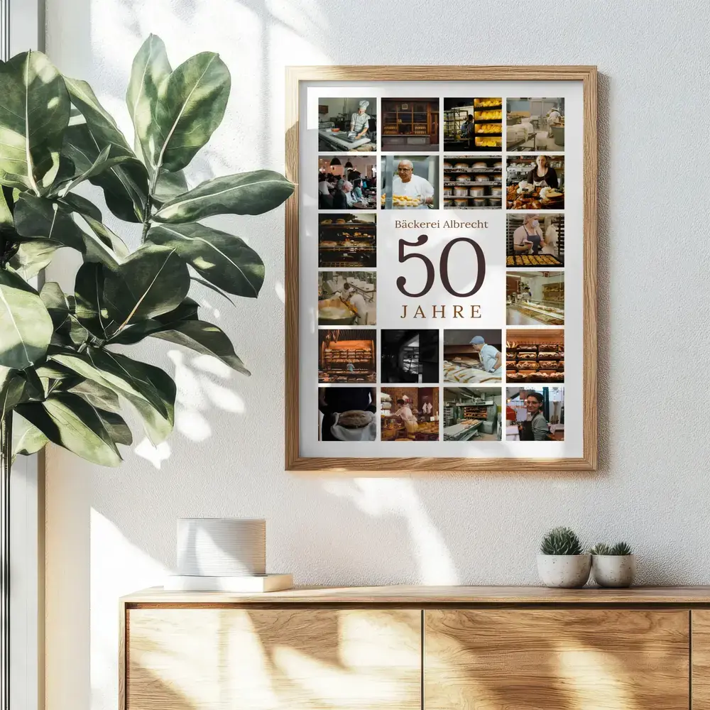 Gerahmte Bäckerei-Fotocollage mit großer 50 über einer Holzkommode, persönliche Geschenkidee zum Firmenjubiläum