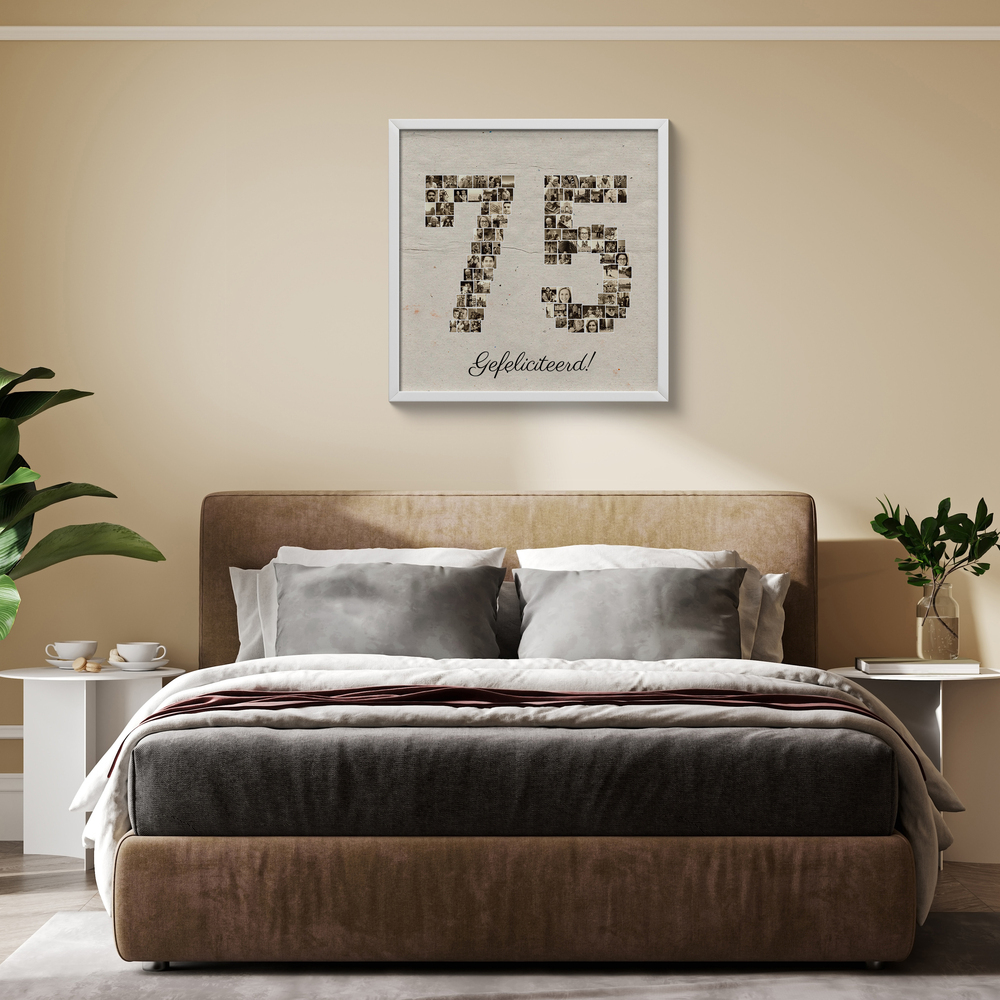 Fotocollage 75 in sepia, wit ingelijst boven het bed, als persoonlijk cadeau voor een 75e verjaardag