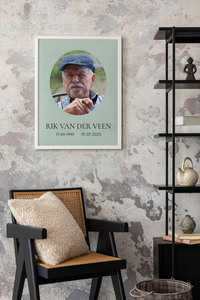 Creëer je persoonlijke ovale herdenkingscollage voor een dierbare vandaag Creëer je persoonlijke ovale herdenkingscollage voor een dierbare vandaag