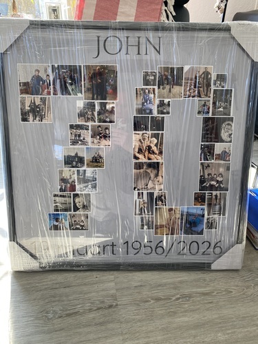 Klantfoto van Joop voor beoordeling Afdruk Fotocollage Poster ingelijst (hout, zwart) 70x70cm