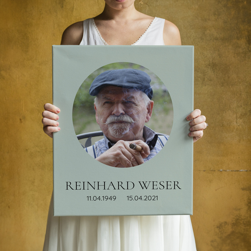 Trauerfoto (ovales Portrait) mit individuellem Text erstellen
